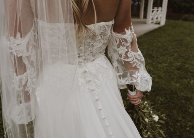 La robe de la marié vu de près - Service de photographe de Mariage dans Lanaudière - Véronique Piette Photographie