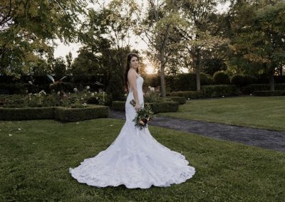 La marié dans sa belle robe - Service de photographie Assomption - Véronique Piette Photographie